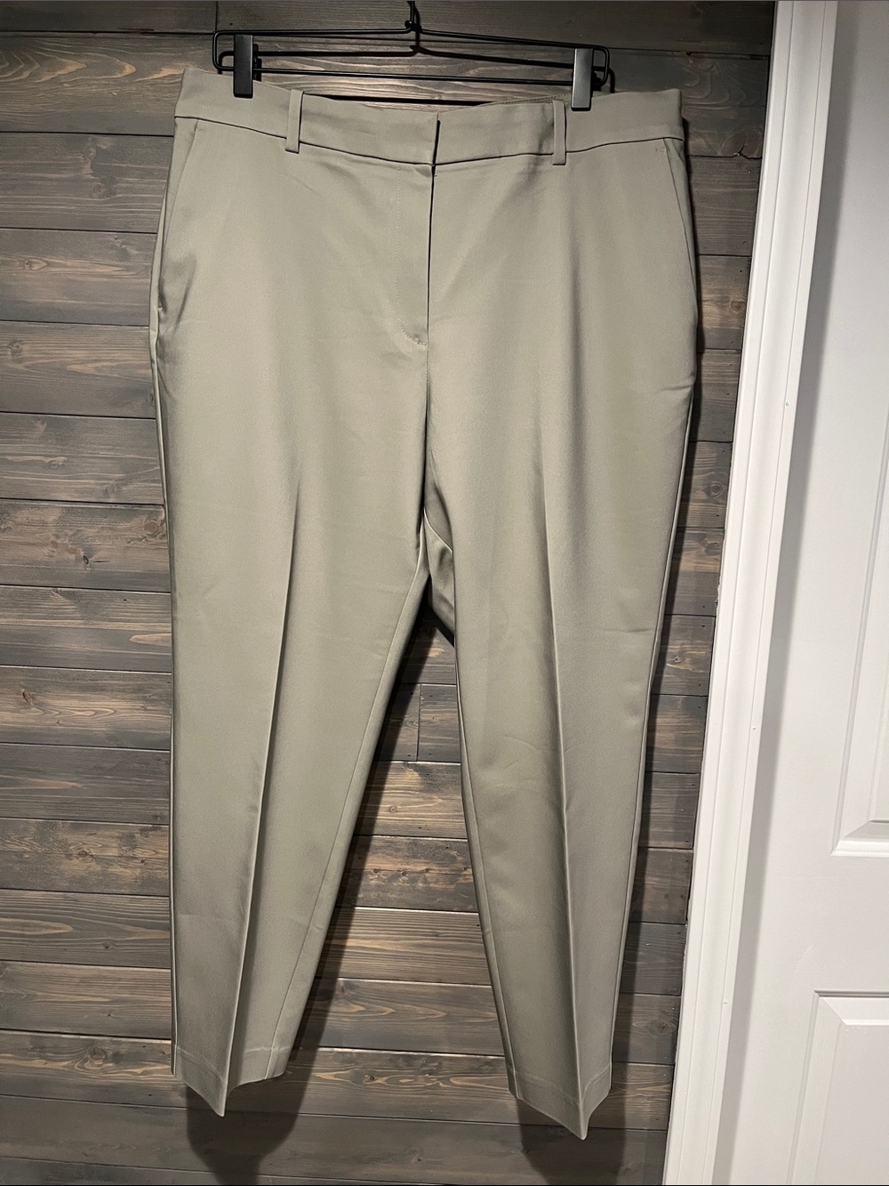 H&M light sage career style pants 18
